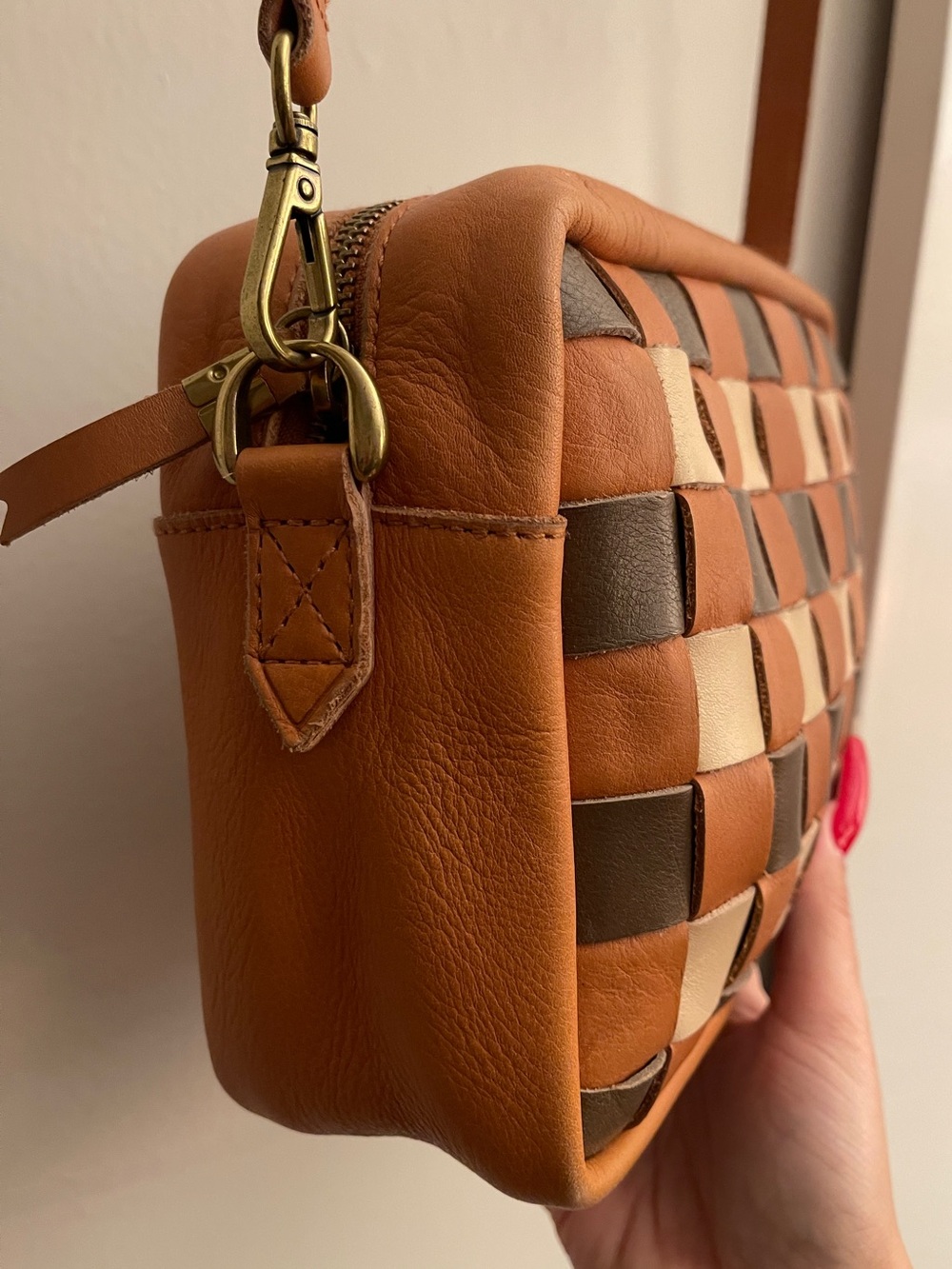 Large Transport Camera Bag: Multicolored Woven edition - Picture 6 of 12